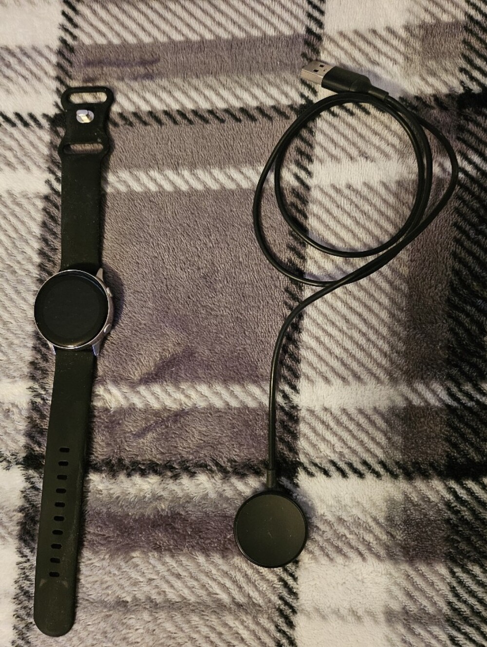 Samsung Galaxy Active Watch D643